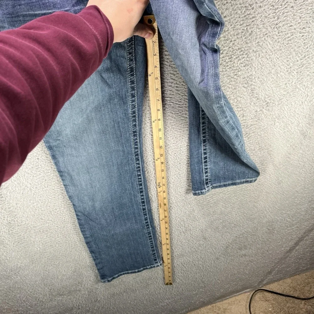 Ariat REAL Jeans Womens 30x30 Blue Performance Stretch Straight Leg Mid Rise 30S - Picture 12 of 16